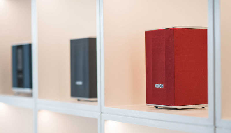 En butikkhylle med høytallere